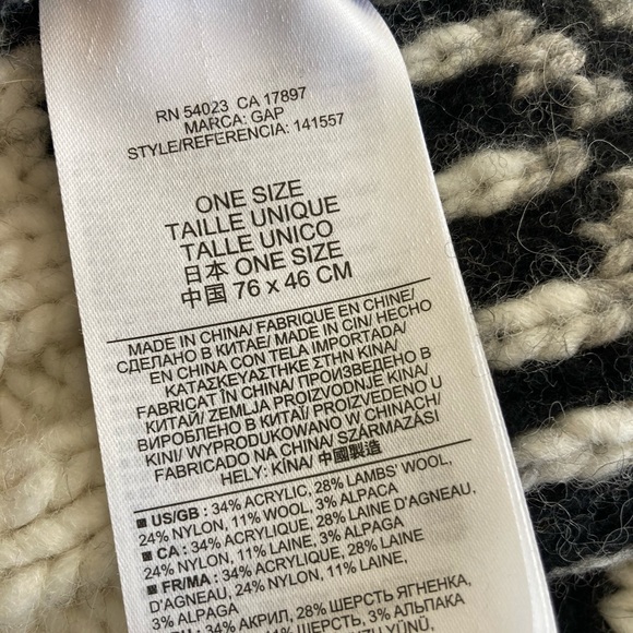 Gap Knit Cowl Neck Scarf One Size - Picture 7 of 7